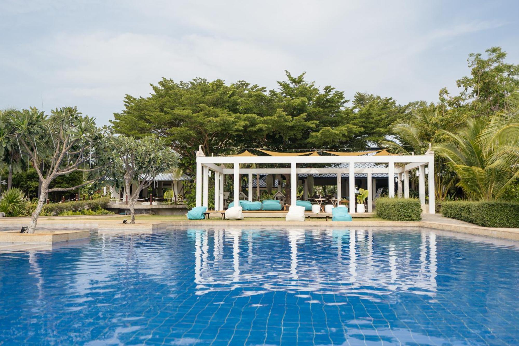 Sirarun Resort Ban Krut  Extérieur photo