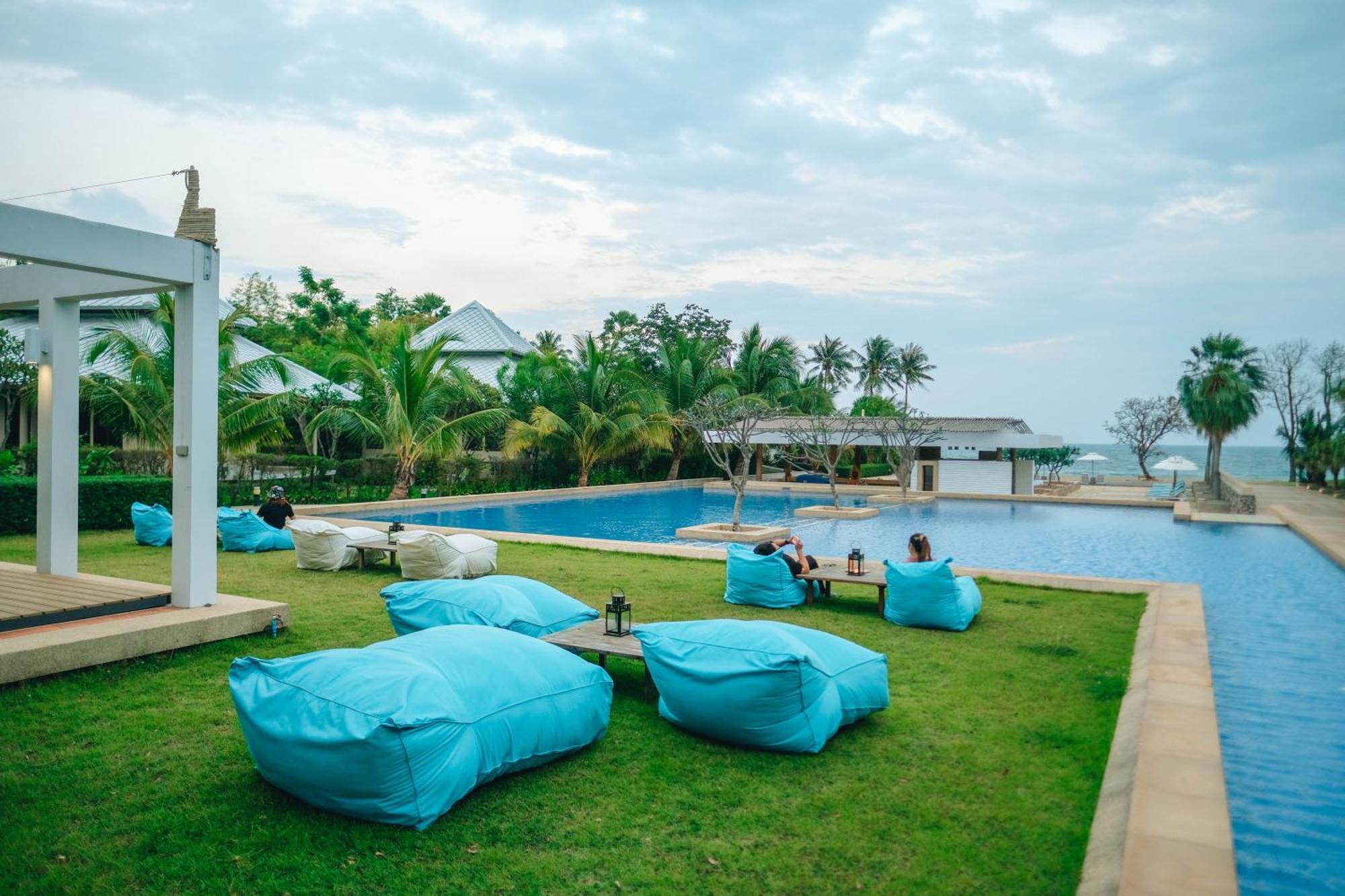 Sirarun Resort Ban Krut  Extérieur photo